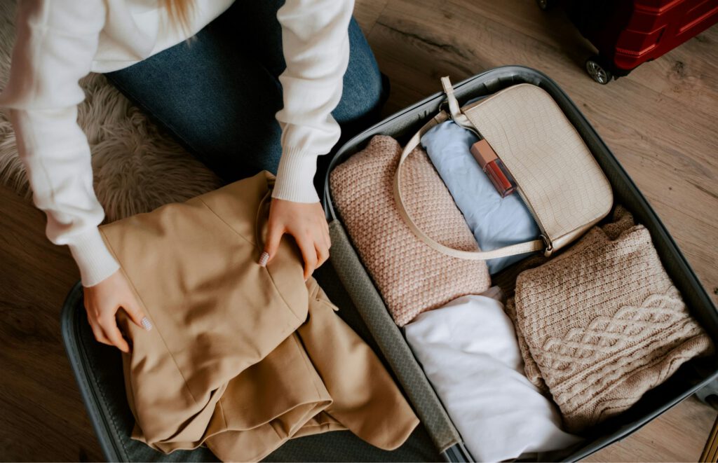 Read more about the article Packing Essentials for Your First Weeks in the Netherlands